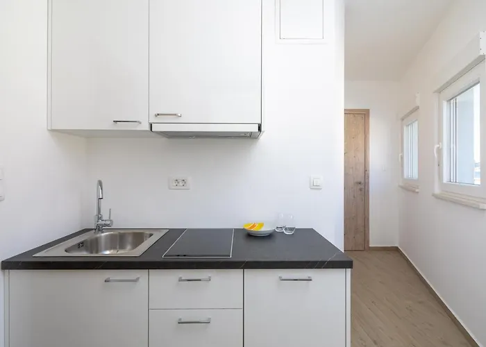 Lägenhet Absolute Beach Holidays Dugi Rat