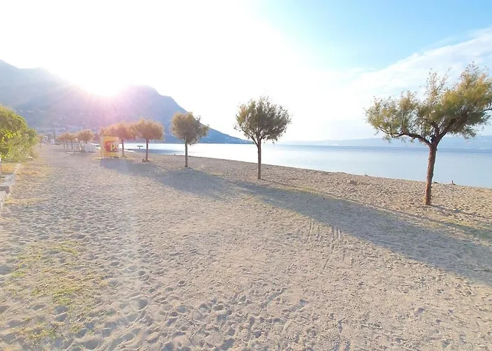 Absolute Beach Holidays * Dugi Rat